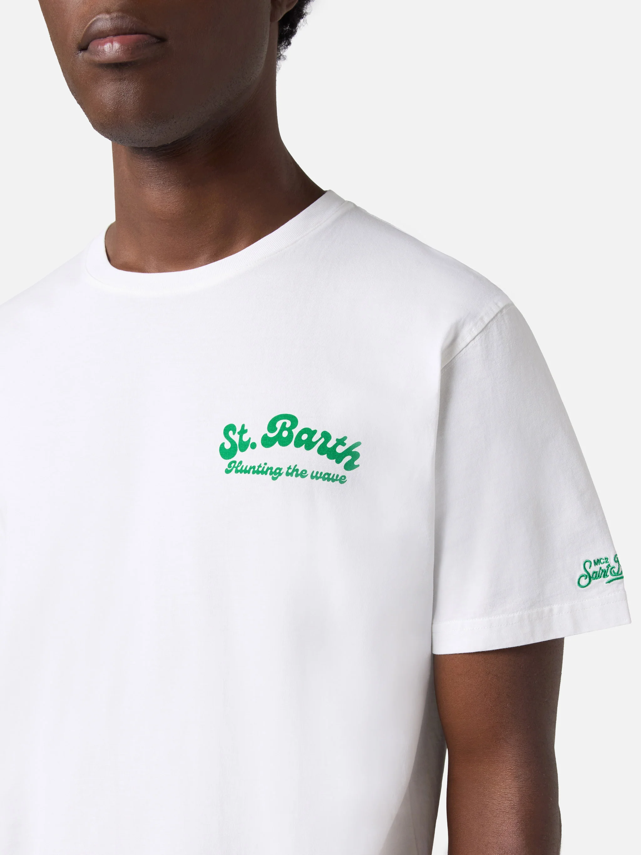 T-shirt Portland bianca con stampa Surf Lessons Free - Image 2