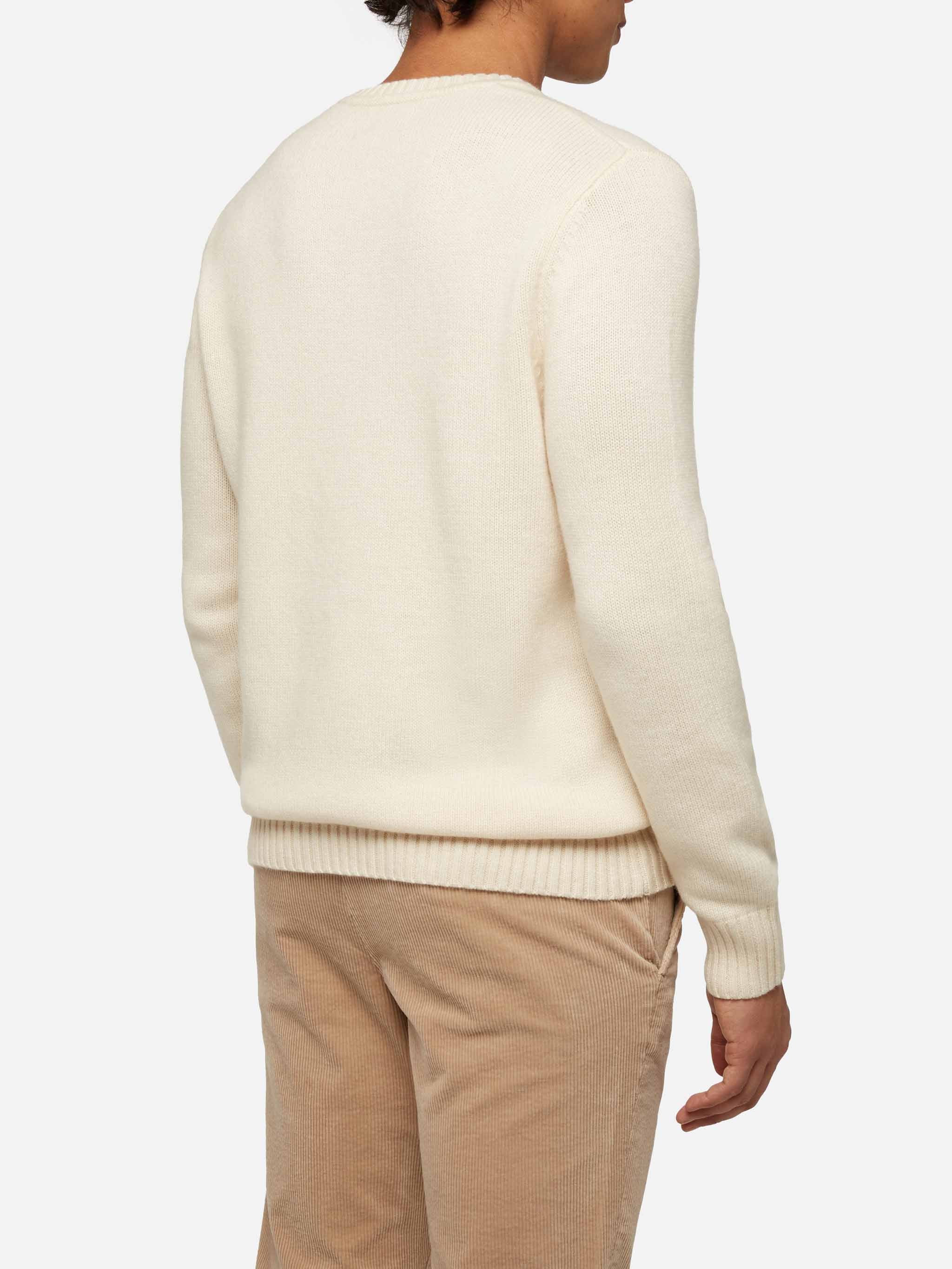 Maglione bianco Bombardino Light con jacquard sciatori Engadina - Image 4