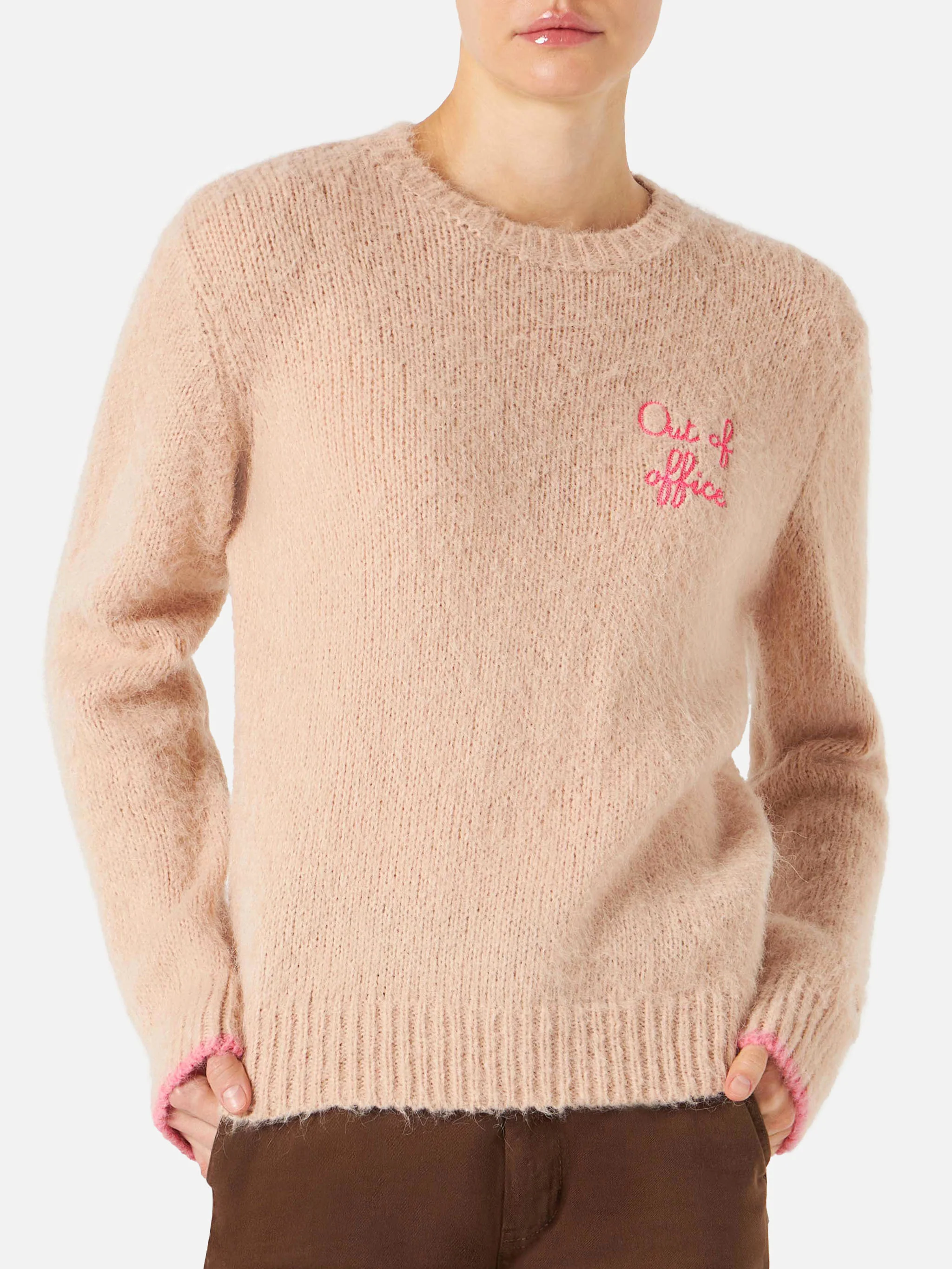 Maglione New Queen Soft beige con ricamo Out of office - Image 2
