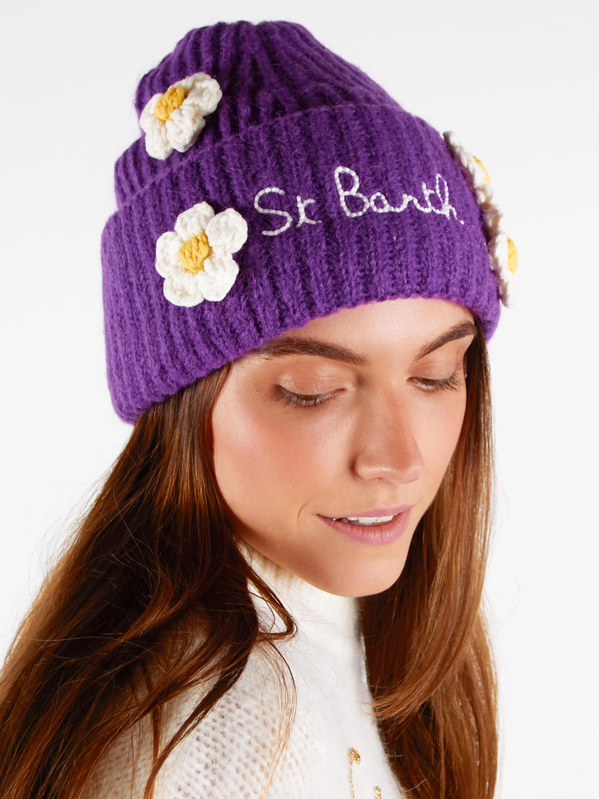 Berretto Wengen Soft con applicazioni margherite viola - Image 4