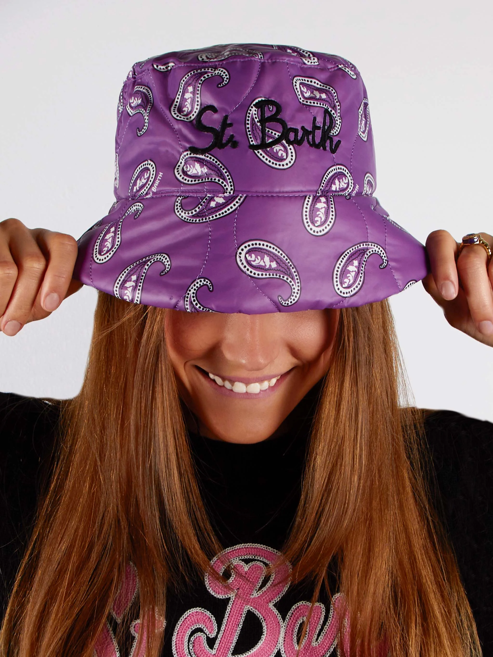 Bucket hat Jude con fantasia paisley viola e bianco - Image 2