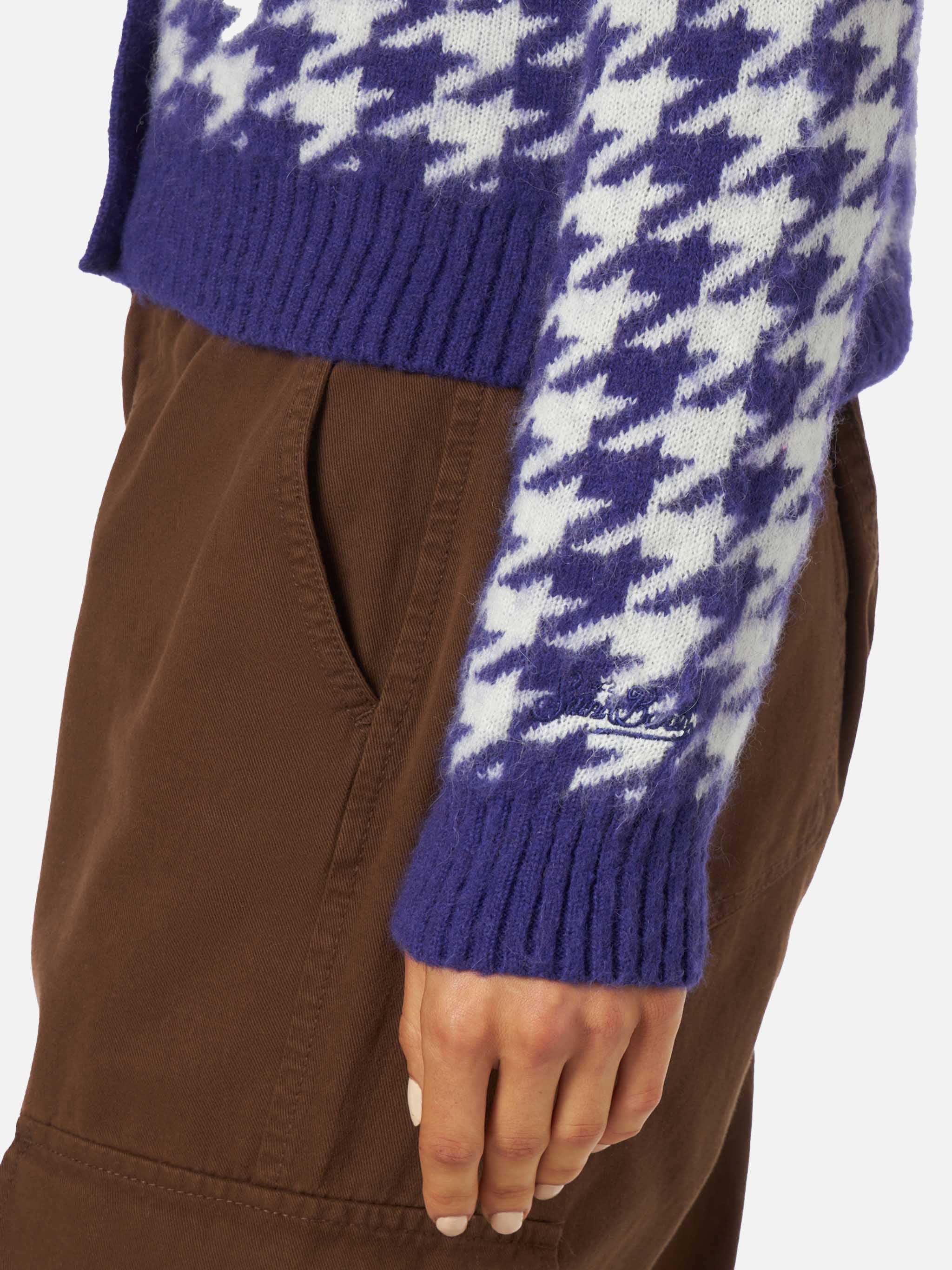 Cardigan Megeve cropped con fantasia pied de poule viola - Image 3