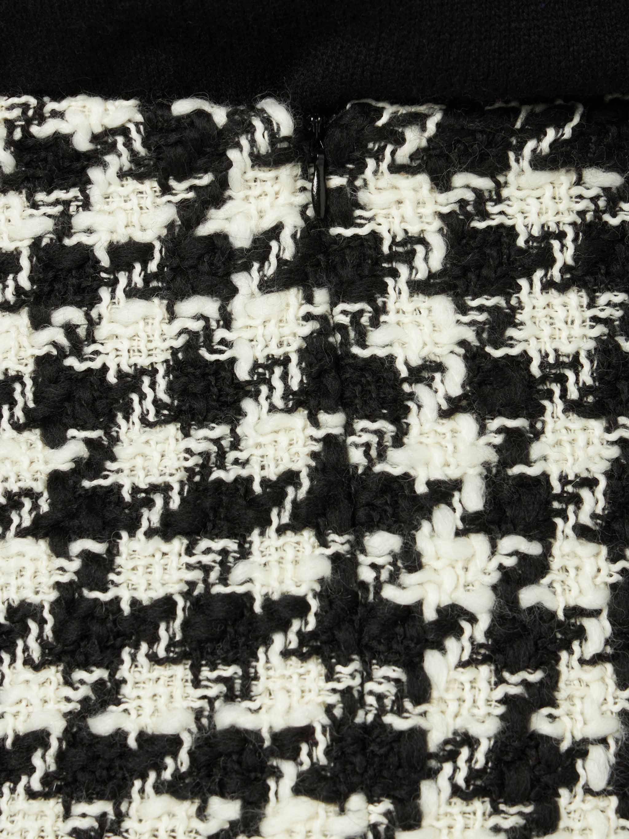 Gonna Katrine in tessuto effetto lana pied de poule bianco e nero - Image 3