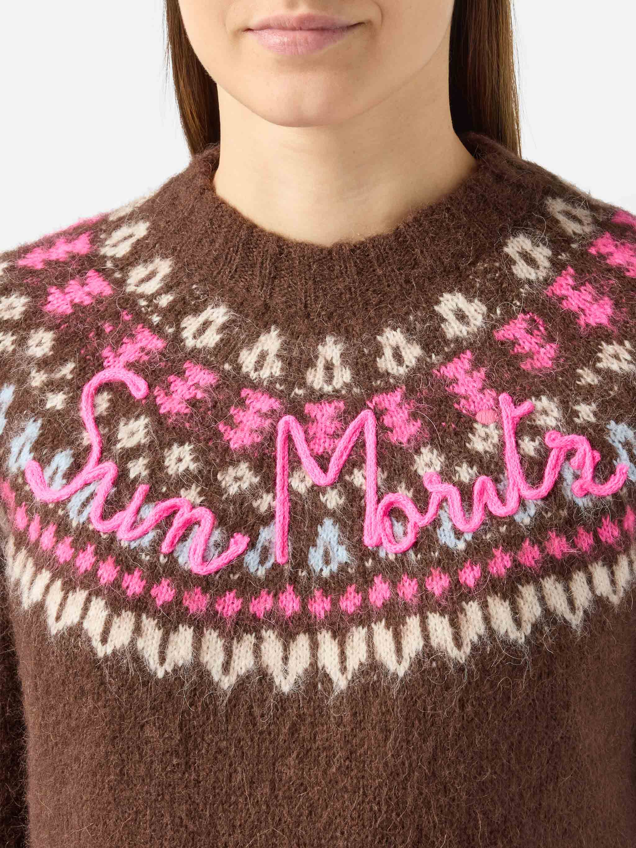 Maglione marrone Queen Nordic Soft con jacquard fair isle e ricamo Sun Moritz - Image 2