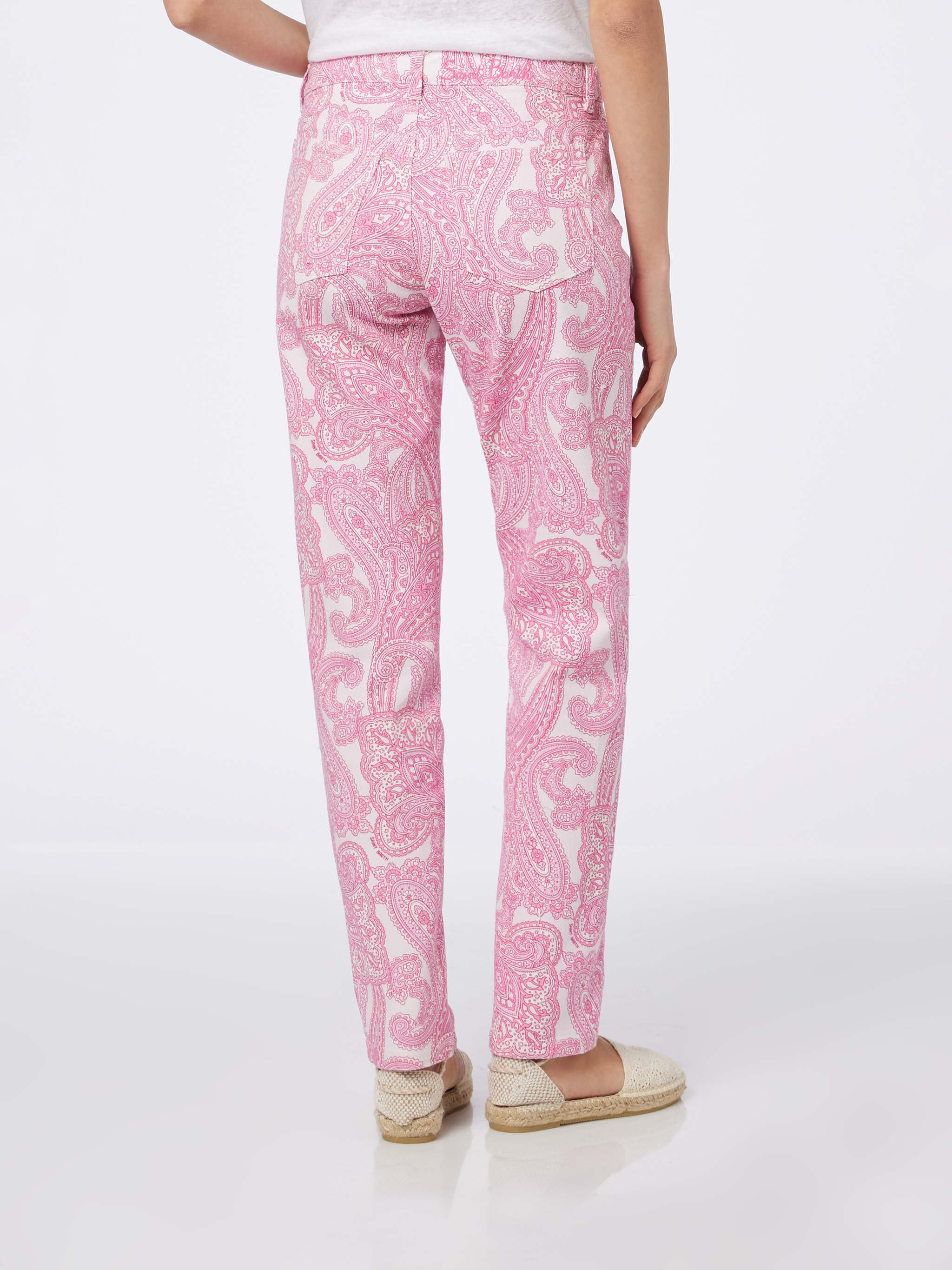 Pantaloni Belleville in denim con fantasia paisley rosa - Image 2