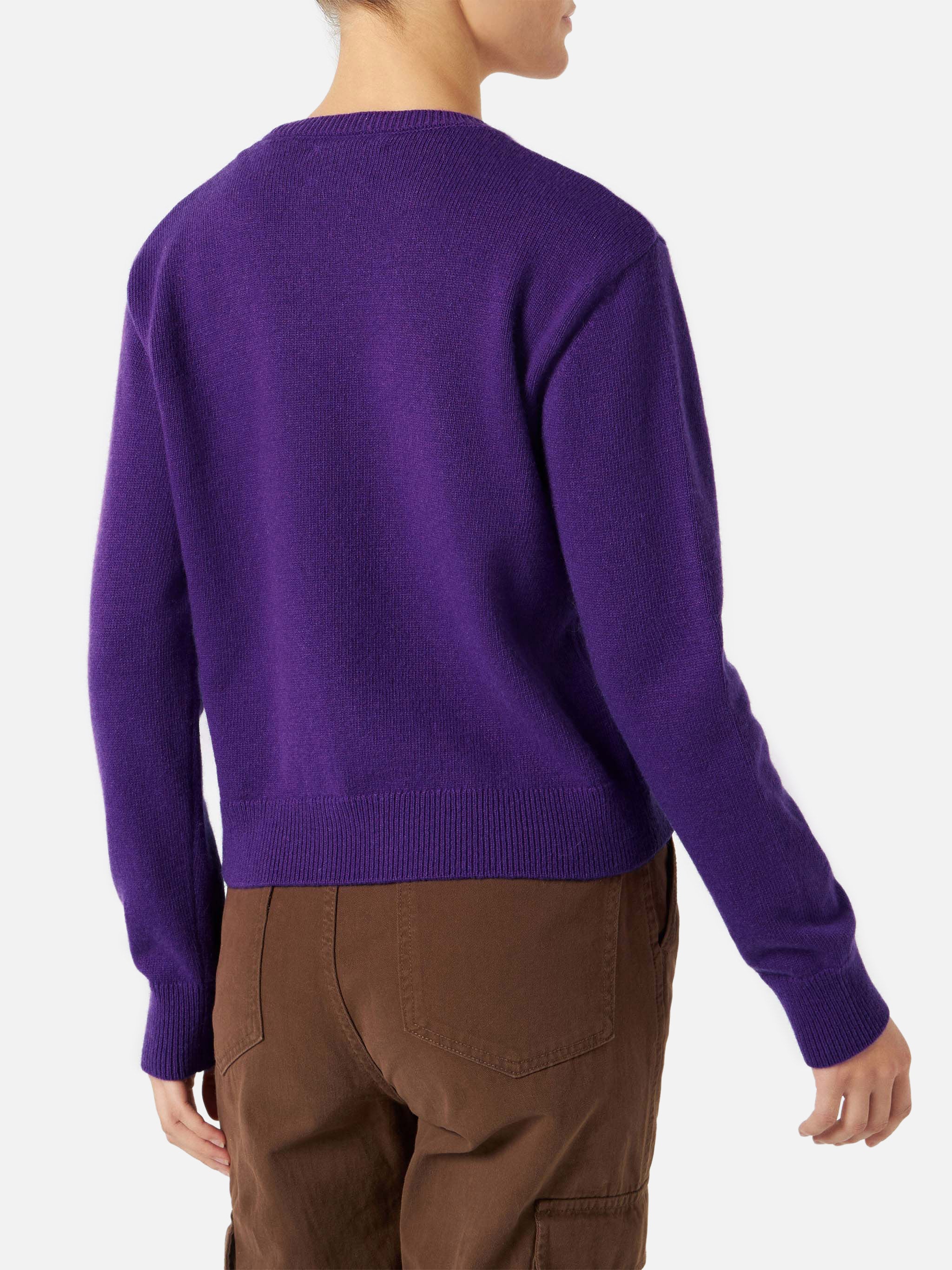 Maglione crop New Queen viola con logo - Image 3